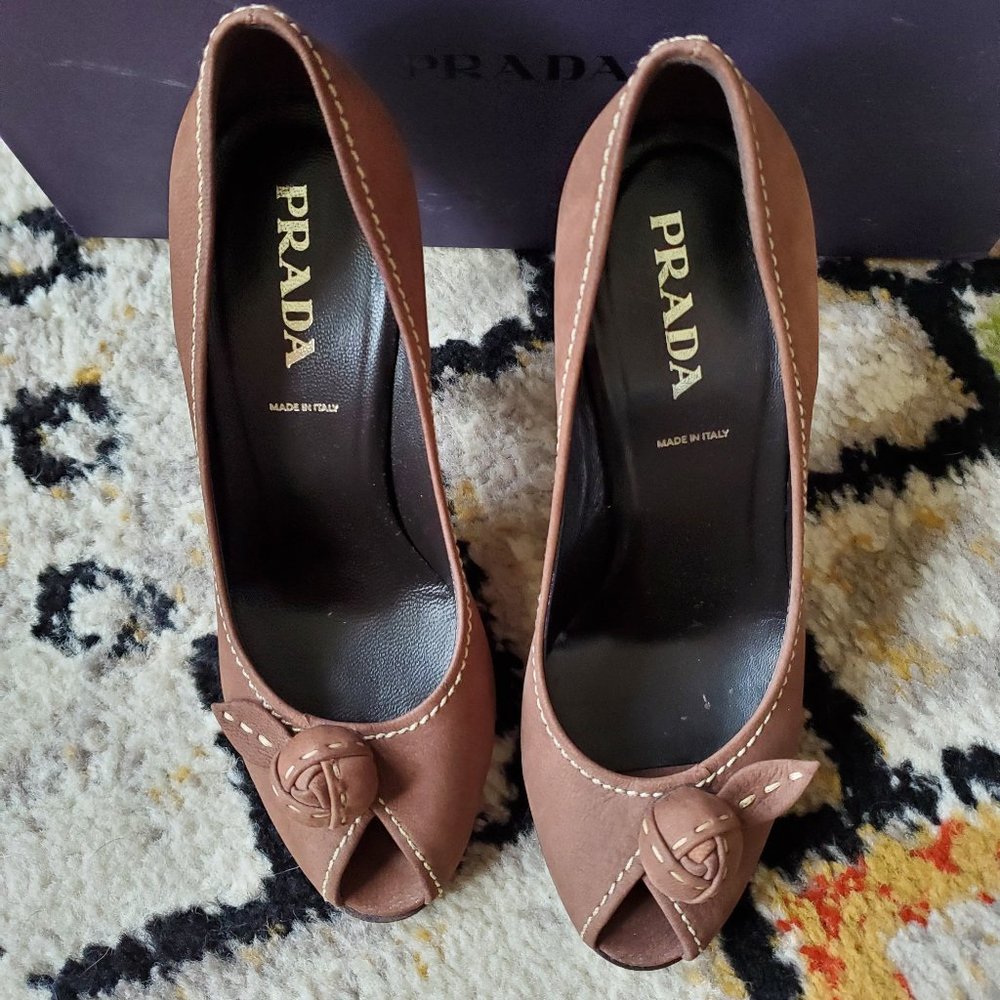 Prada fashion rose castoro heels EU 35
